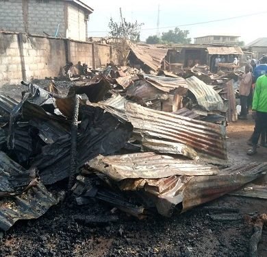 30 shops destroyed in fire outbreak in Kwara