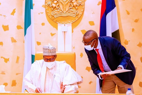 Buhari signs N983bn supplementary budget into law