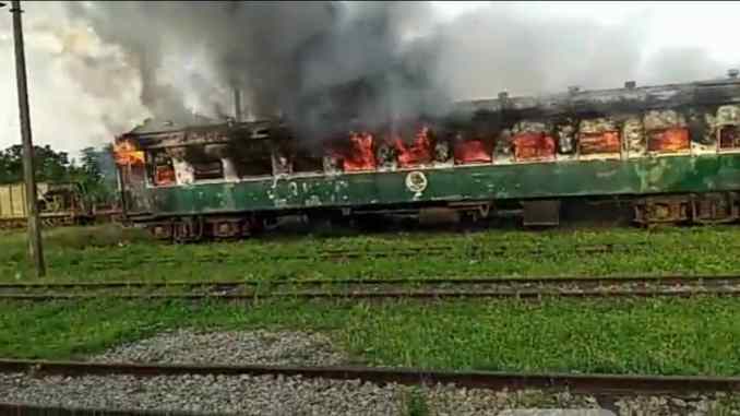 Hoodlums set ablaze Kano-bound train in Kwara