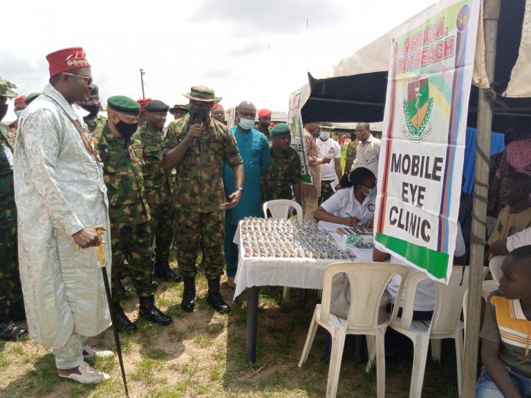 Nigerian Army offers free medical service to 81 Imo communities