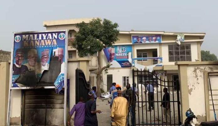 Unknown persons vandalise Senator Jibrin’s campaign office in Kano