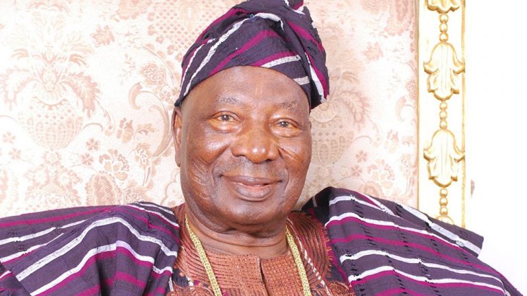 Soun of Ogbomoso, Oladunni Oyewumi, dies at 95