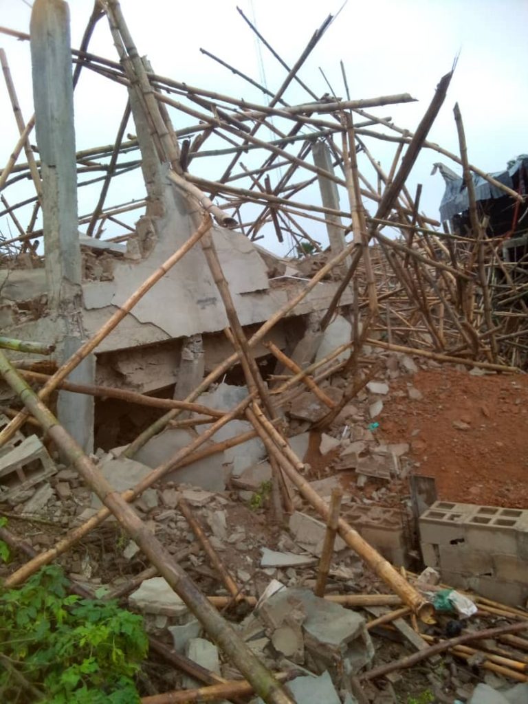 Ibadan building collapses, seven people rescued
